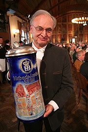 Verleihung "Großer Humpen" an Fred Schumacher (Foto: Martin Schmitz)